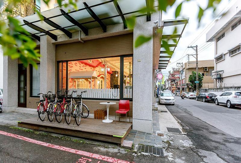 幸福加油站電梯民宿 -近東大門夜市 Hualien Extérieur photo