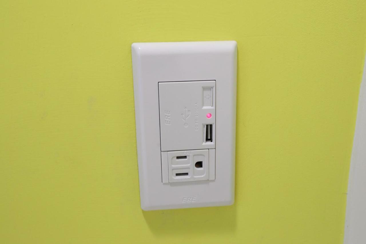 幸福加油站電梯民宿 -近東大門夜市 Hualien Extérieur photo
